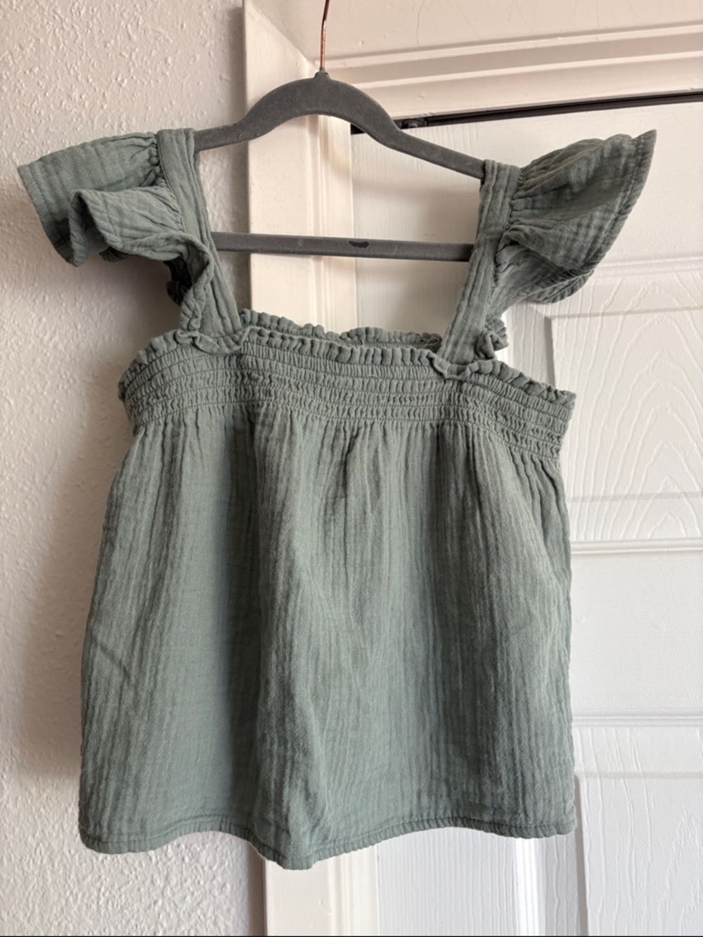 GAP Kids 8-9 Sage Green Smocked Gauze Cotton Ruffle Strap Tank